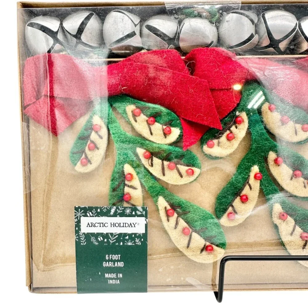 Arctic Holiday adorn your